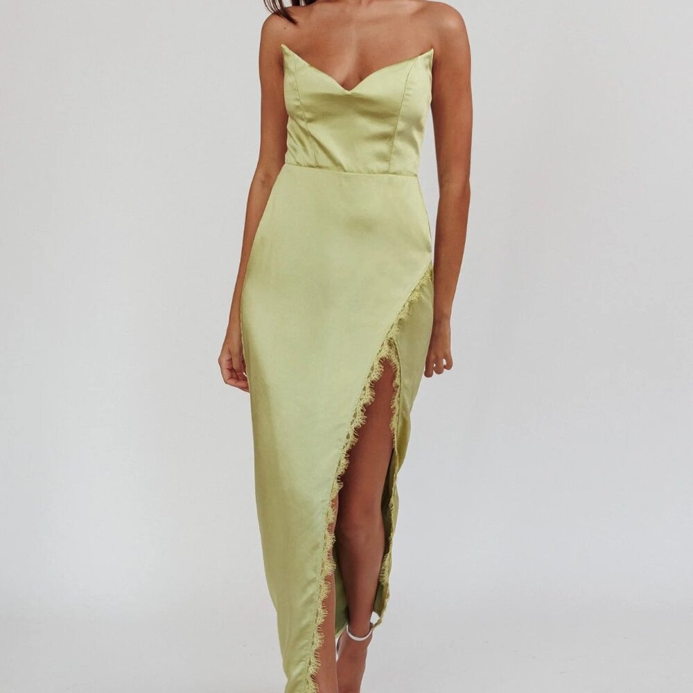 Selfie Leslie Winter Moon Strapless Lace Trim Midi Dress Sage